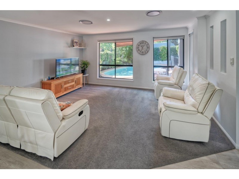 43 Golf Course Drive, Tewantin QLD 4565