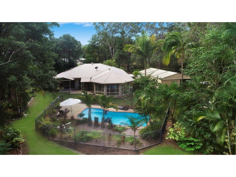 6 Bloodwood Place, Cooroibah QLD 4565