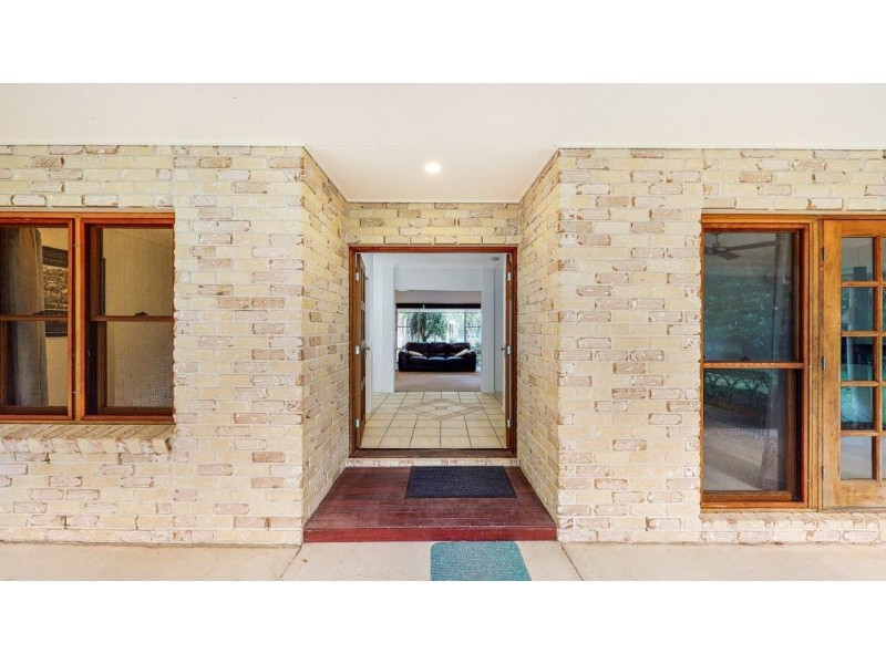 6 Bloodwood Place, Cooroibah QLD 4565