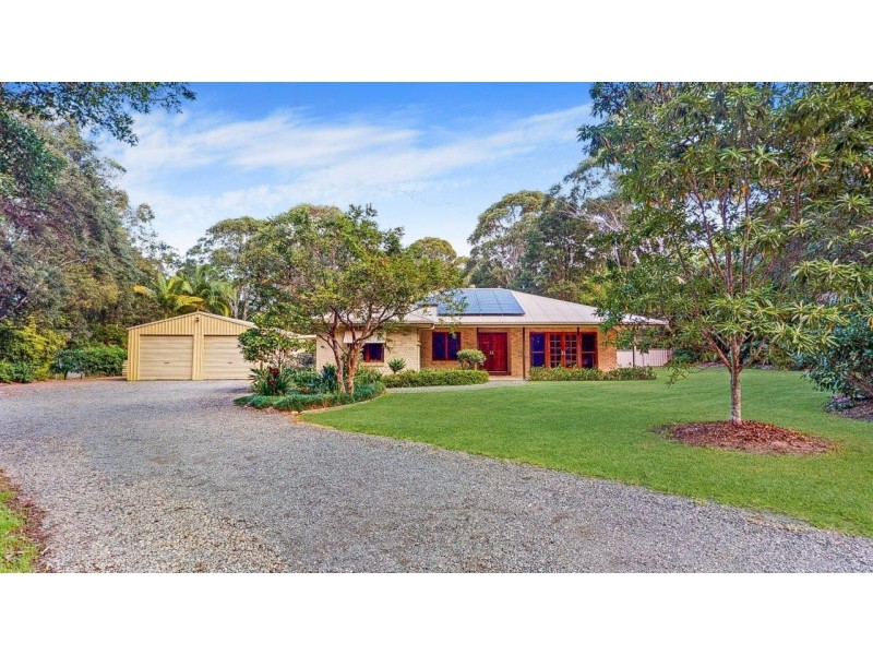 6 Bloodwood Place, Cooroibah QLD 4565