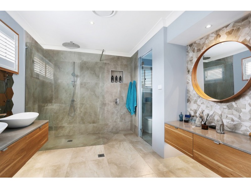 1 Wirra Place, Tewantin QLD 4565