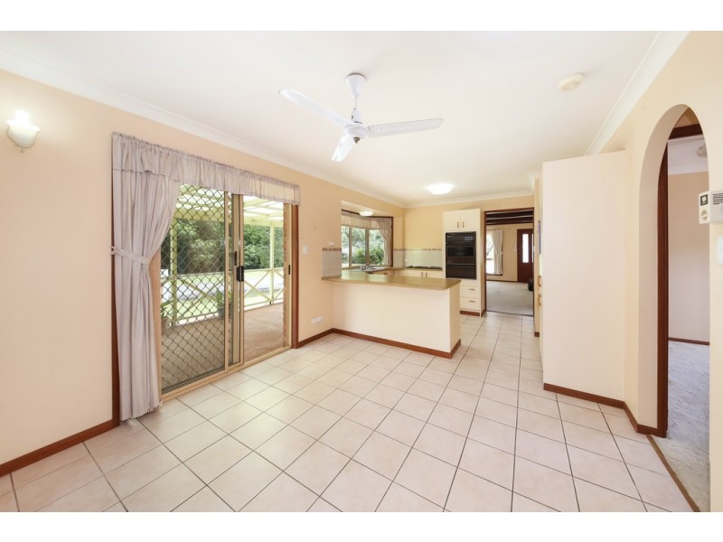 17 Thompson Cres, Tewantin QLD 4565