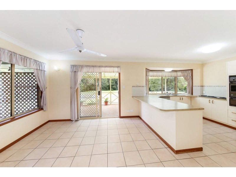 17 Thompson Cres, Tewantin QLD 4565