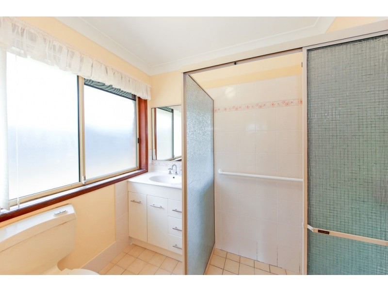 17 Thompson Cres, Tewantin QLD 4565