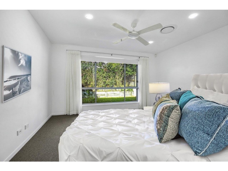 200 The Avenue, Peregian Springs QLD 4573