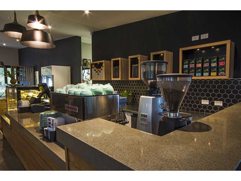 200 The Avenue, Peregian Springs QLD 4573