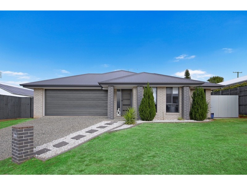 5 ROWLEY CLOSE, Glass House Mountains QLD 4518