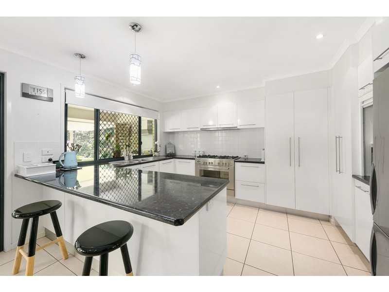 28 SUGARGUM PLACE, Black Mountain QLD 4563