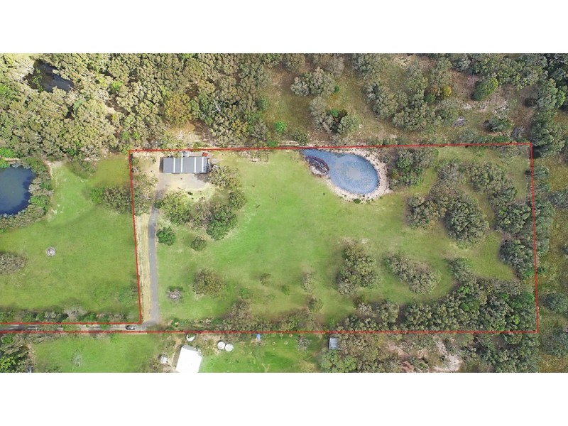 6A Illoura Place, Cooroibah QLD 4565