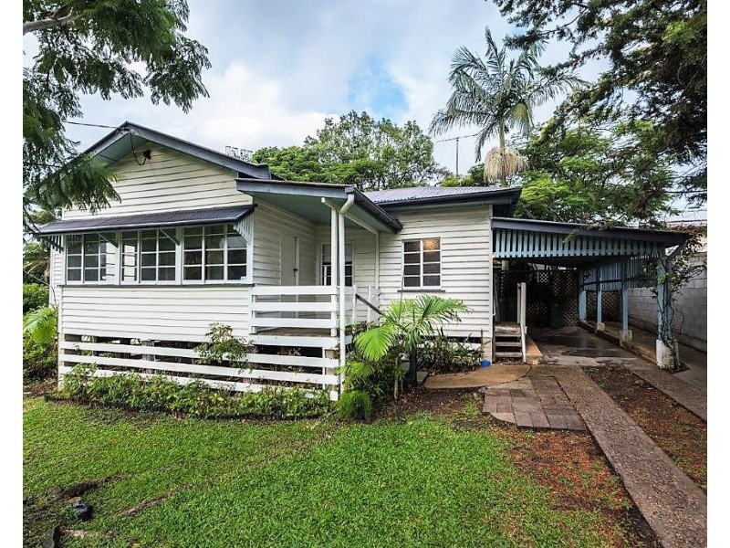 21 Sidoni Street, Tewantin QLD 4565