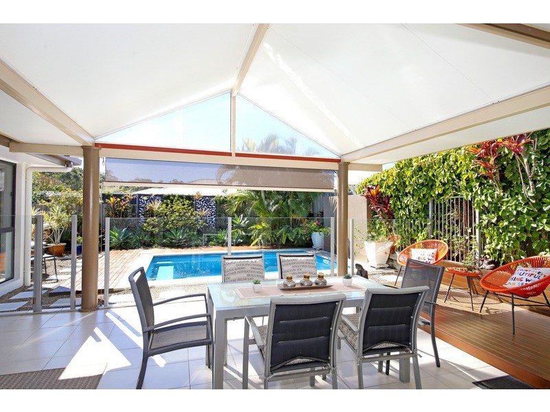 8 Wentworth Street, Tewantin QLD 4565