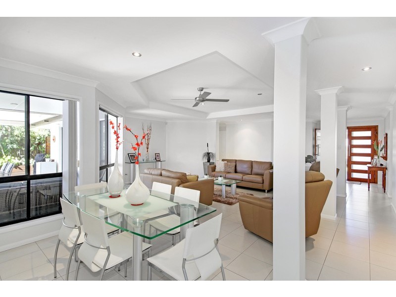 8 Wentworth Street, Tewantin QLD 4565