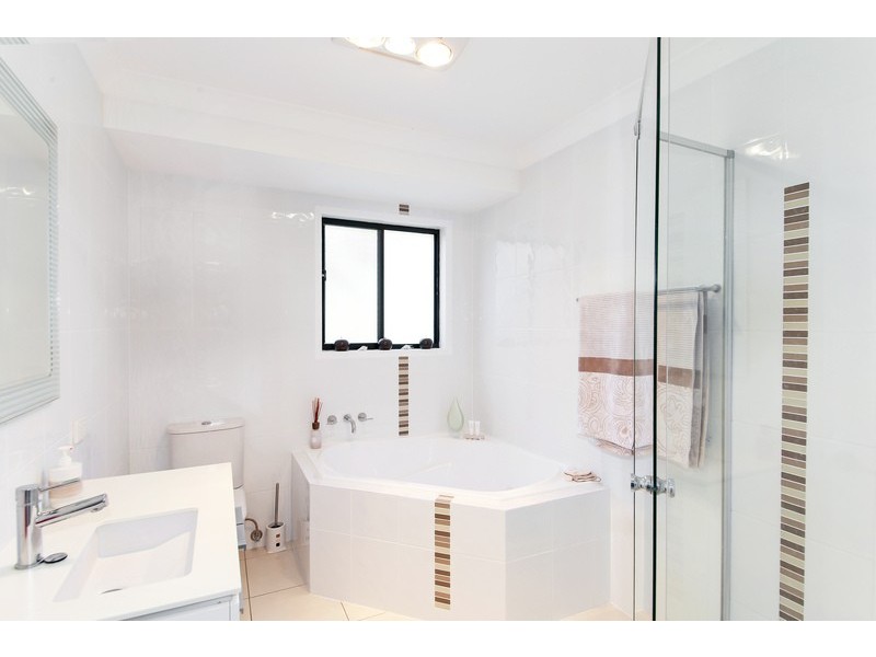 8 Wentworth Street, Tewantin QLD 4565