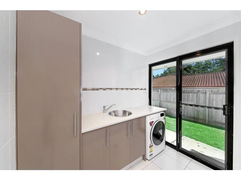 8 Wentworth Street, Tewantin QLD 4565