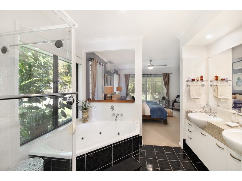 108 Illoura Place, Cooroibah QLD 4565