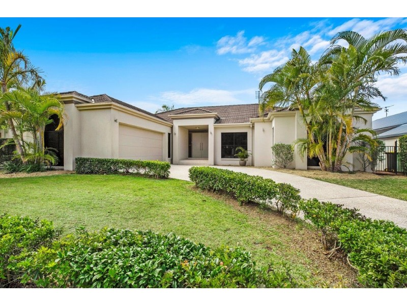 10 Fairway Parade, Peregian Springs QLD 4573