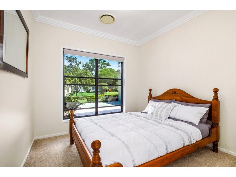 10 Fairway Parade, Peregian Springs QLD 4573
