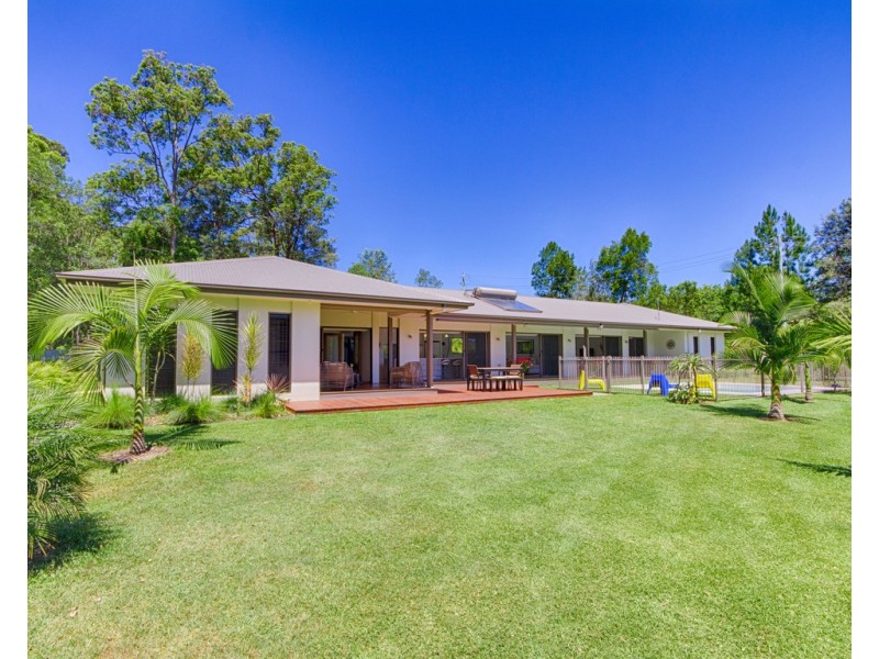 43 HIGHLAND DRIVE, Lake Macdonald QLD 4563