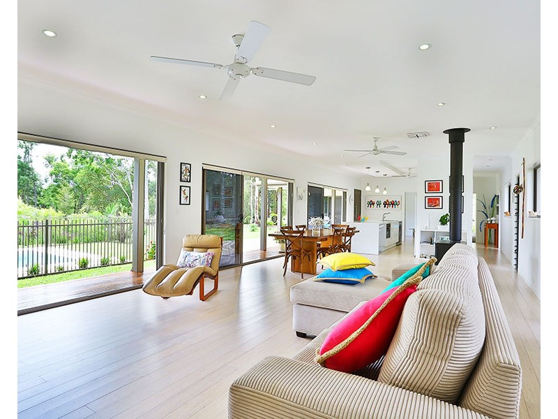 43 HIGHLAND DRIVE, Lake Macdonald QLD 4563