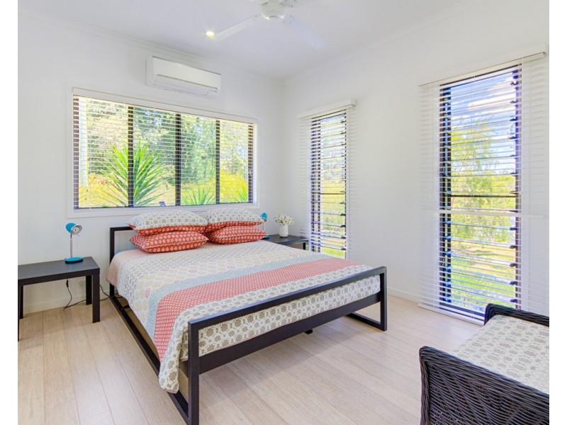43 HIGHLAND DRIVE, Lake Macdonald QLD 4563
