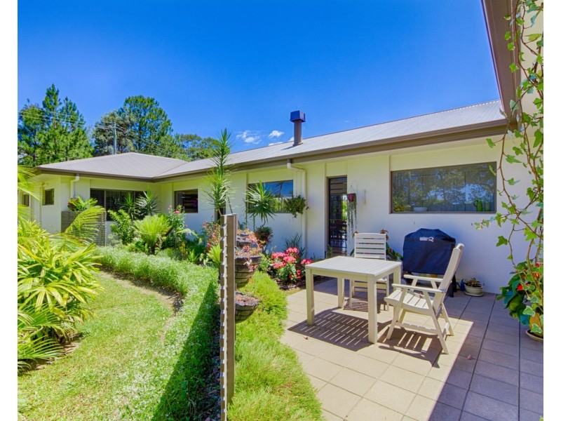43 HIGHLAND DRIVE, Lake Macdonald QLD 4563