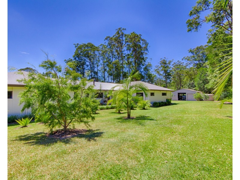 43 HIGHLAND DRIVE, Lake Macdonald QLD 4563