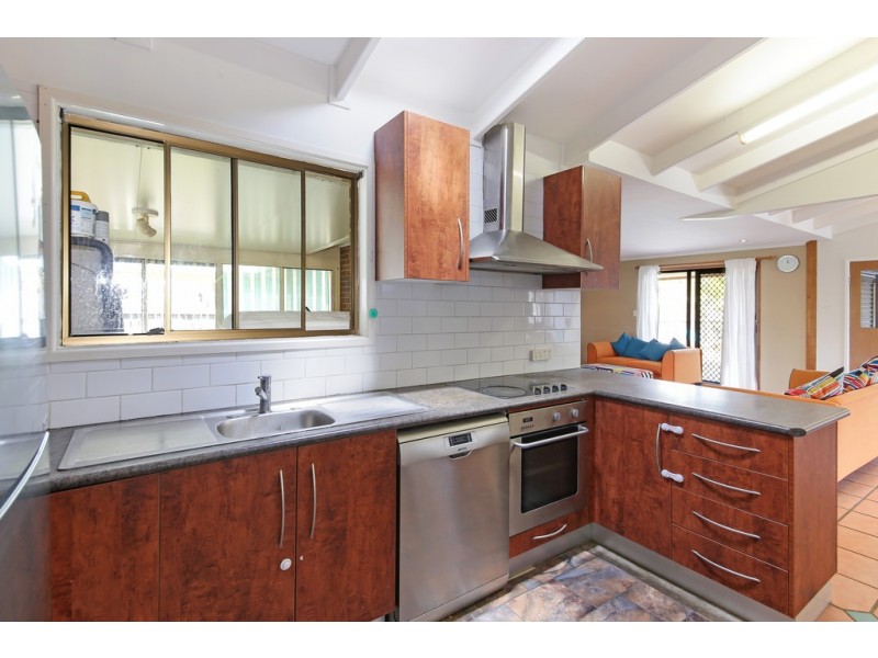 25 Furness Drive, Tewantin QLD 4565