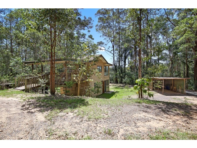 37 McIntyre Lane, Tinbeerwah QLD 4563