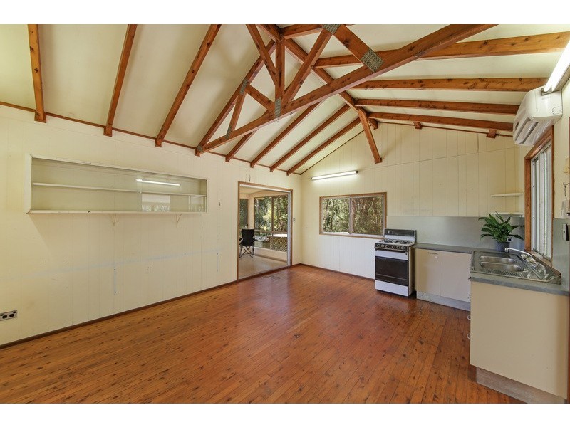 37 McIntyre Lane, Tinbeerwah QLD 4563