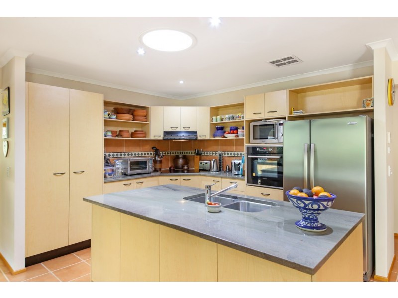 4 Daintree Way, Tewantin QLD 4565