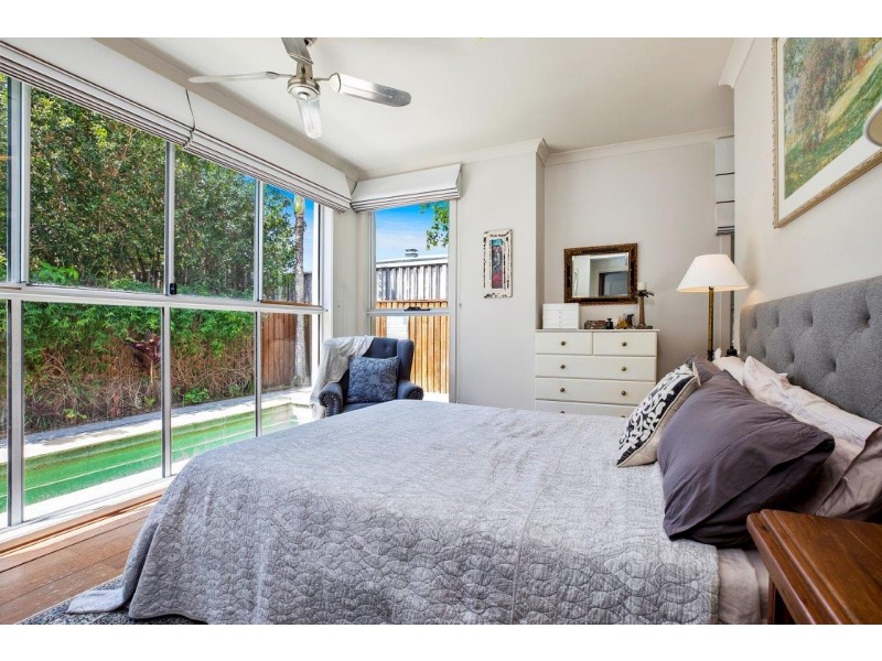 8/2 Lake Weyba Drive, Noosaville QLD 4566