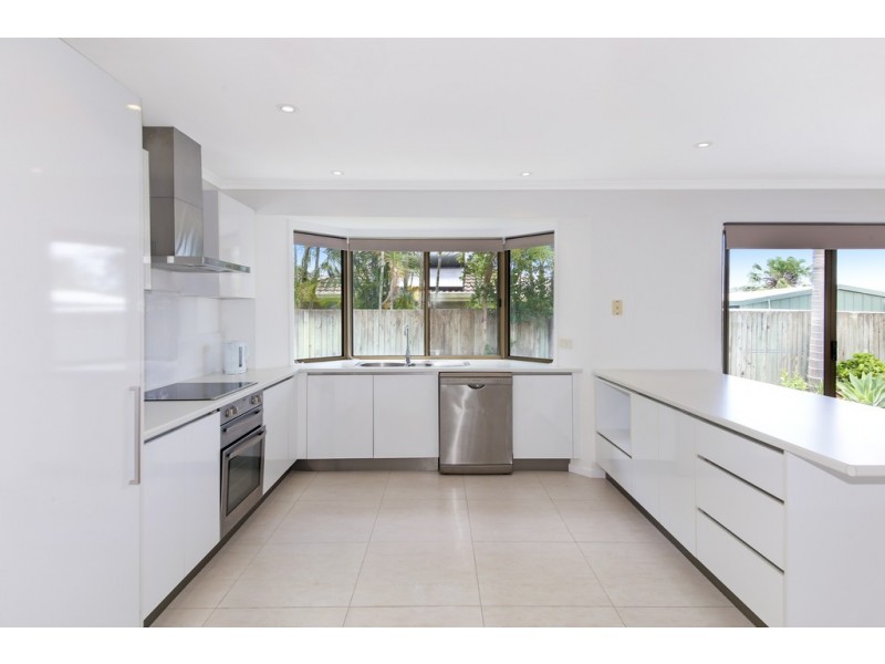 12 Hall Court, Tewantin QLD 4565