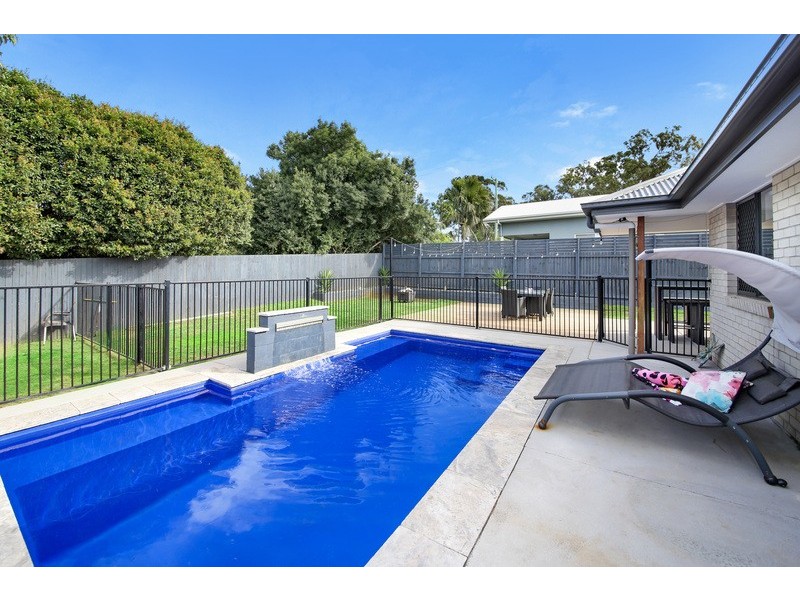 5 ROWLEY CLOSE, Glass House Mountains QLD 4518