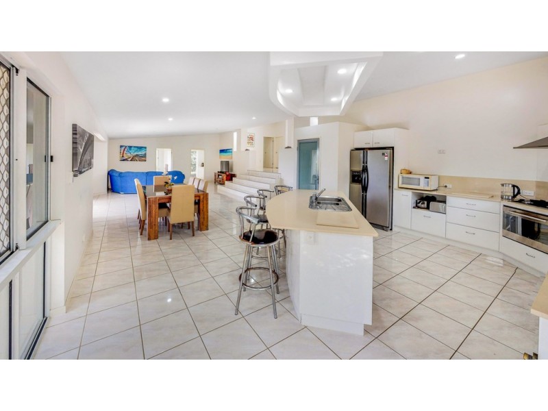 34 COAST VIEW PARADE, Doonan QLD 4562
