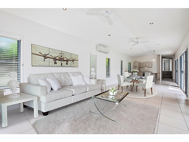 5/19a Sunrise Avenue, Tewantin QLD 4565