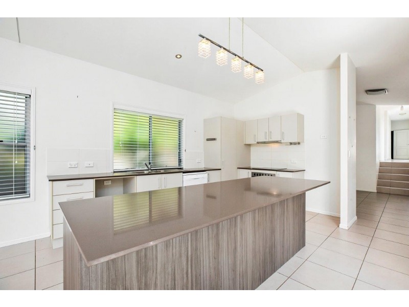 5/19a Sunrise Avenue, Tewantin QLD 4565