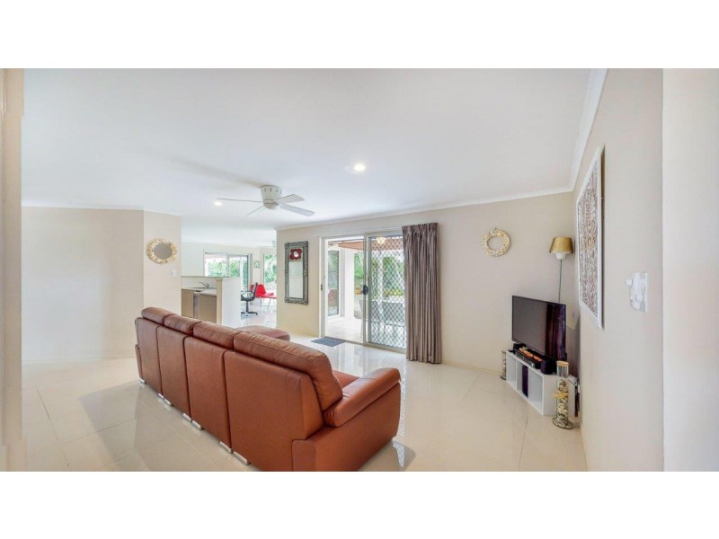 6 Wirra Place, Tewantin QLD 4565