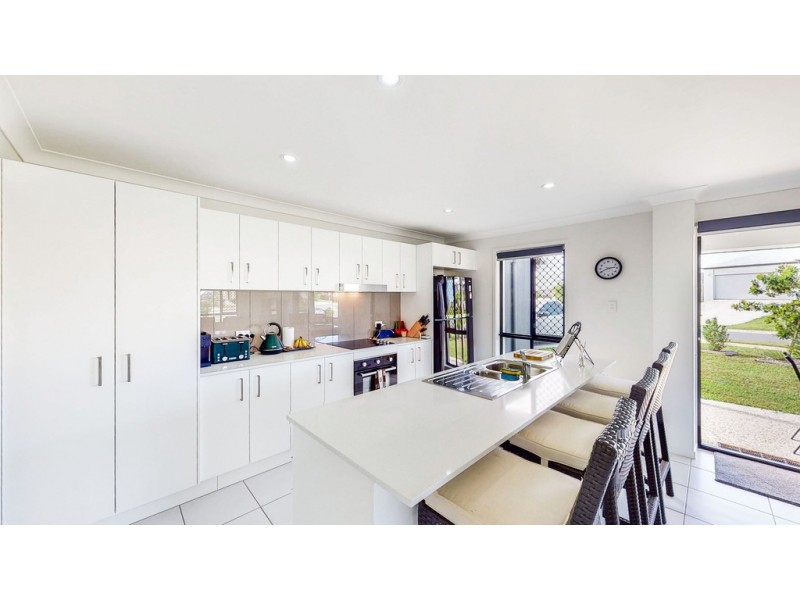 1/44 Kauri Crescent, Peregian Springs QLD 4573