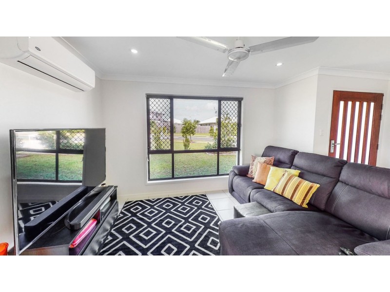 1/44 Kauri Crescent, Peregian Springs QLD 4573