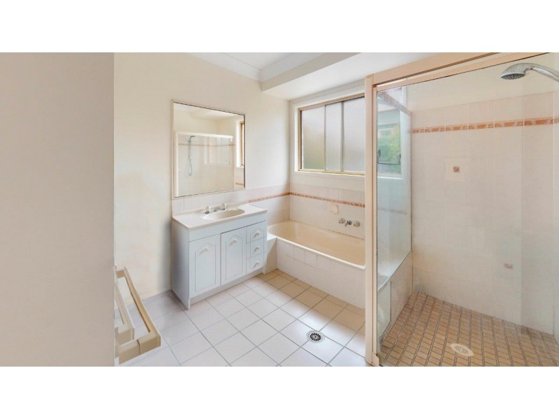 124 Outlook Drive, Tewantin QLD 4565