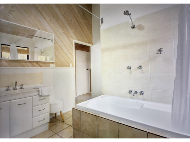 238 Kinmond Creek Road, Cootharaba QLD 4565