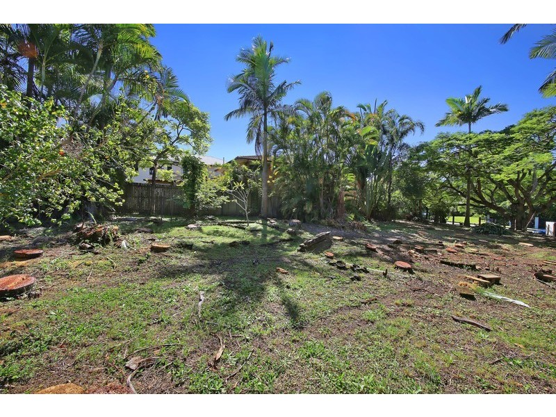16 Myles Street, Tewantin QLD 4565