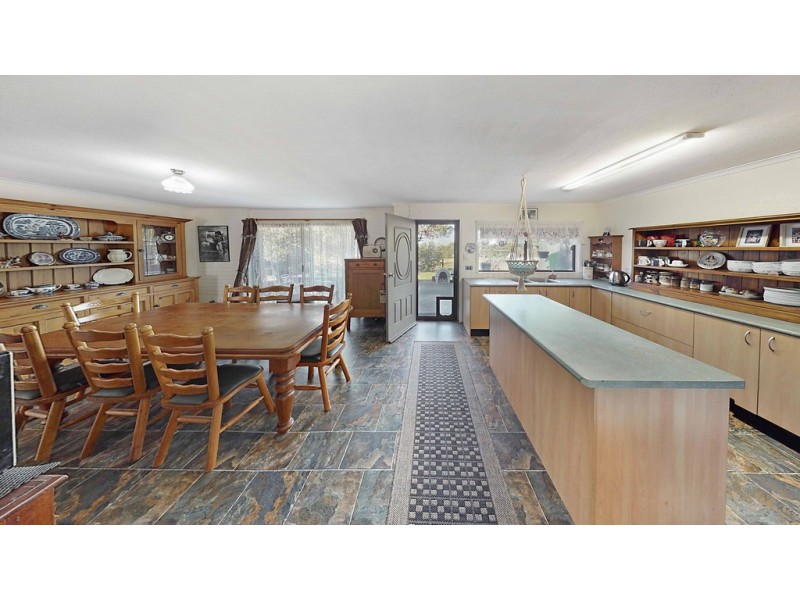 980 Cootharaba Road, Cootharaba QLD 4565