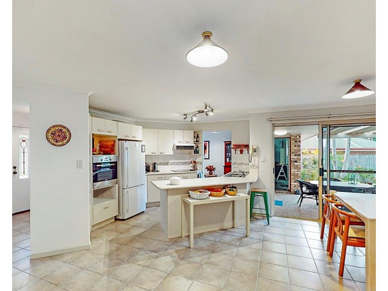 6 Burgess Drive, Tewantin QLD 4565