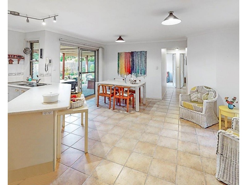 6 Burgess Drive, Tewantin QLD 4565