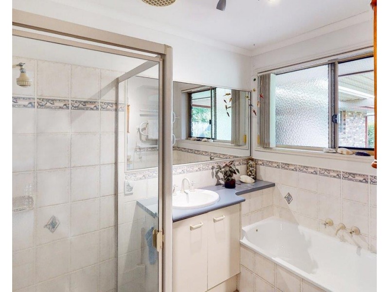 6 Burgess Drive, Tewantin QLD 4565