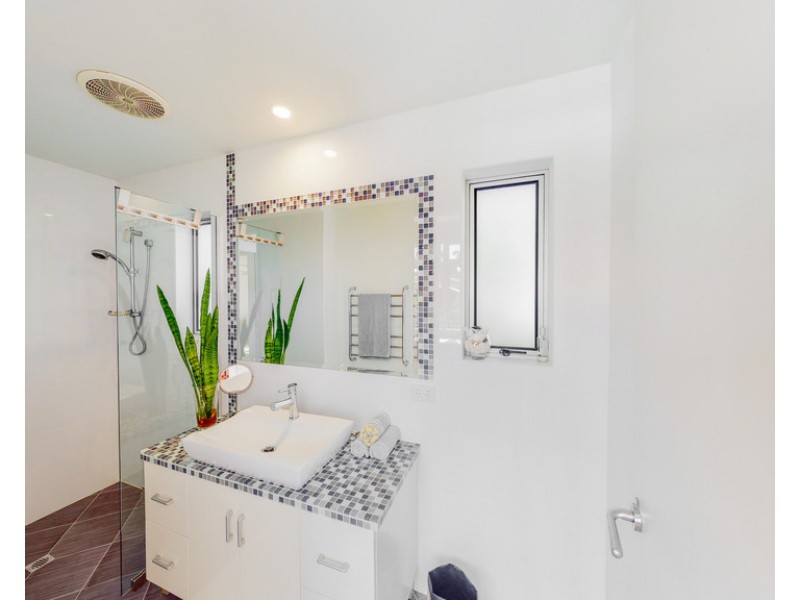 60 Moorindil Street, Tewantin QLD 4565