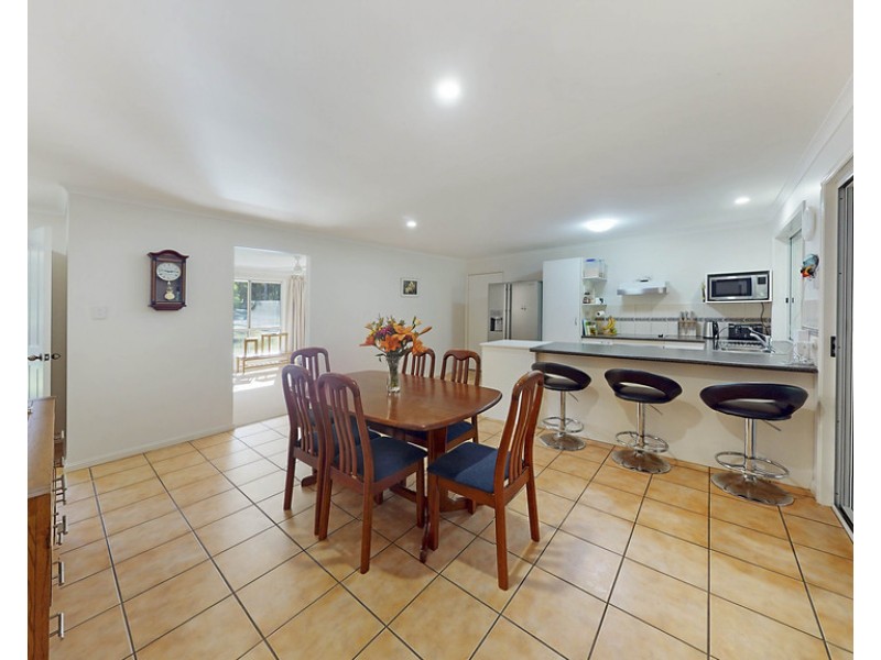 1 PARKDALE AVENUE, Doonan QLD 4562