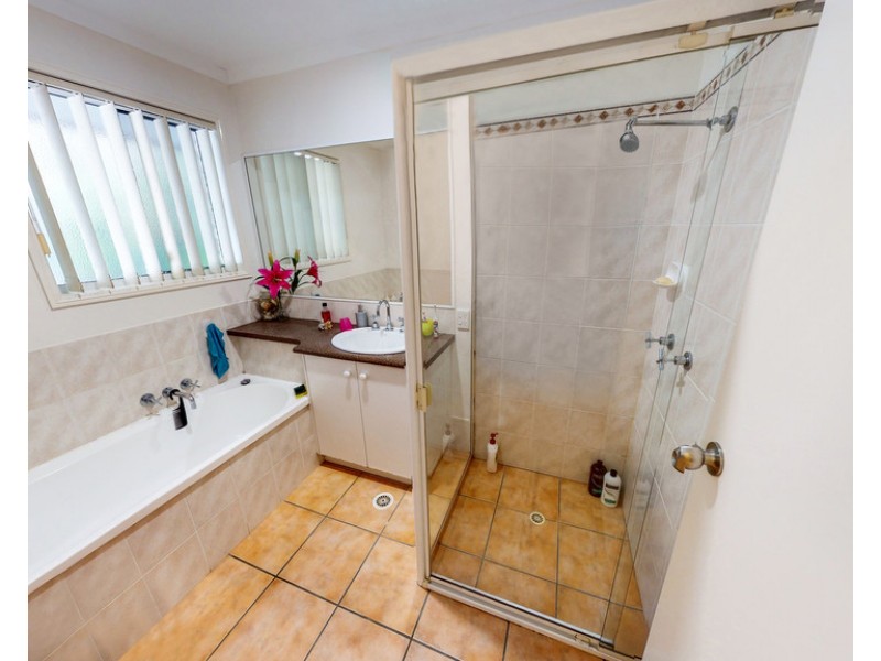 1 PARKDALE AVENUE, Doonan QLD 4562