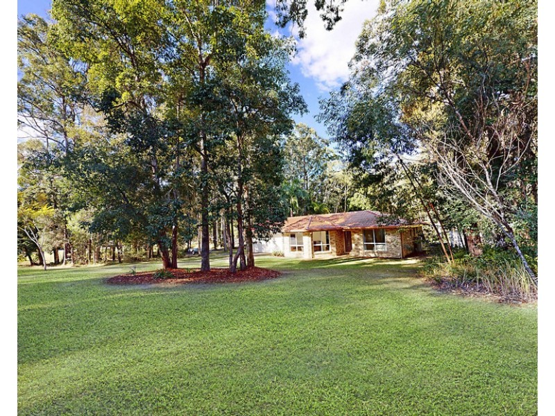 1 PARKDALE AVENUE, Doonan QLD 4562